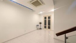 Serangoon Garden Estate (D19), Terrace #568250281